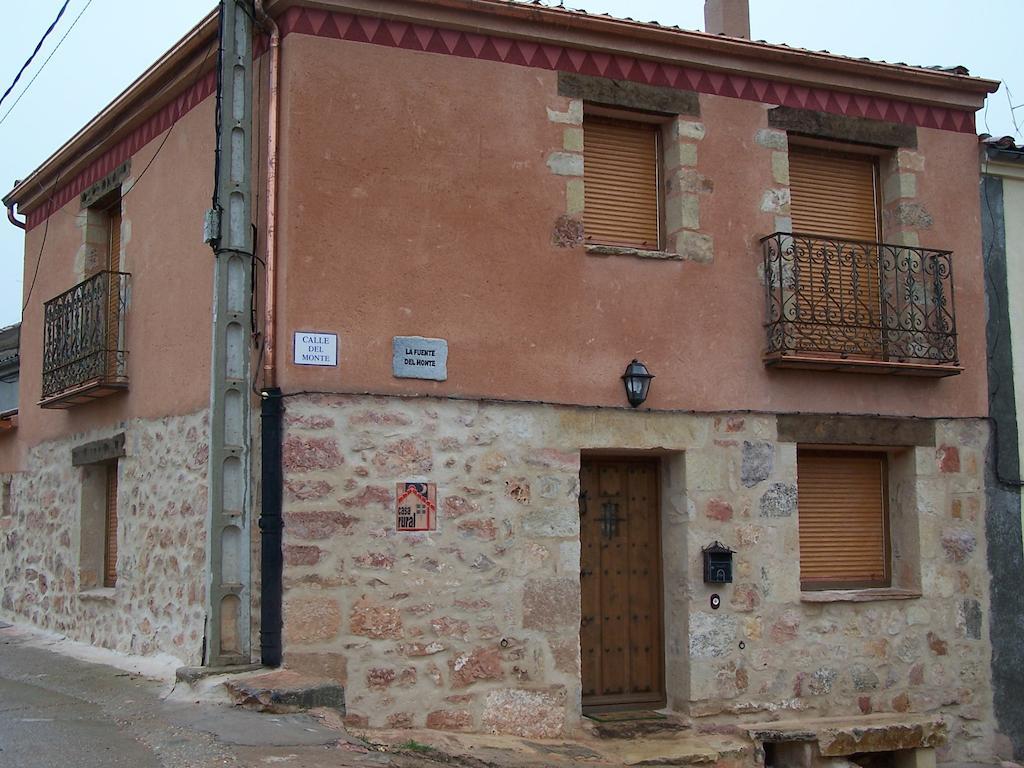 Villa La Fuente del Monte Caballar Exterior foto